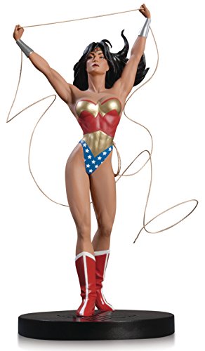 Wonder Woman: Wonder Woman 12'' Statue by Adam Hughes
